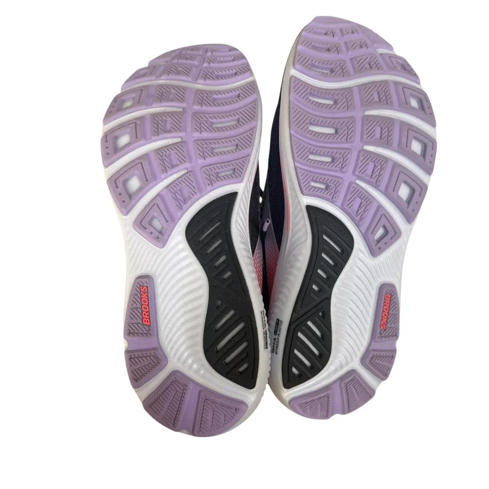 Brooks brand new